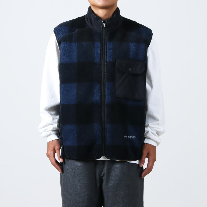 and wander(アンドワンダー) check boa vest 画像5