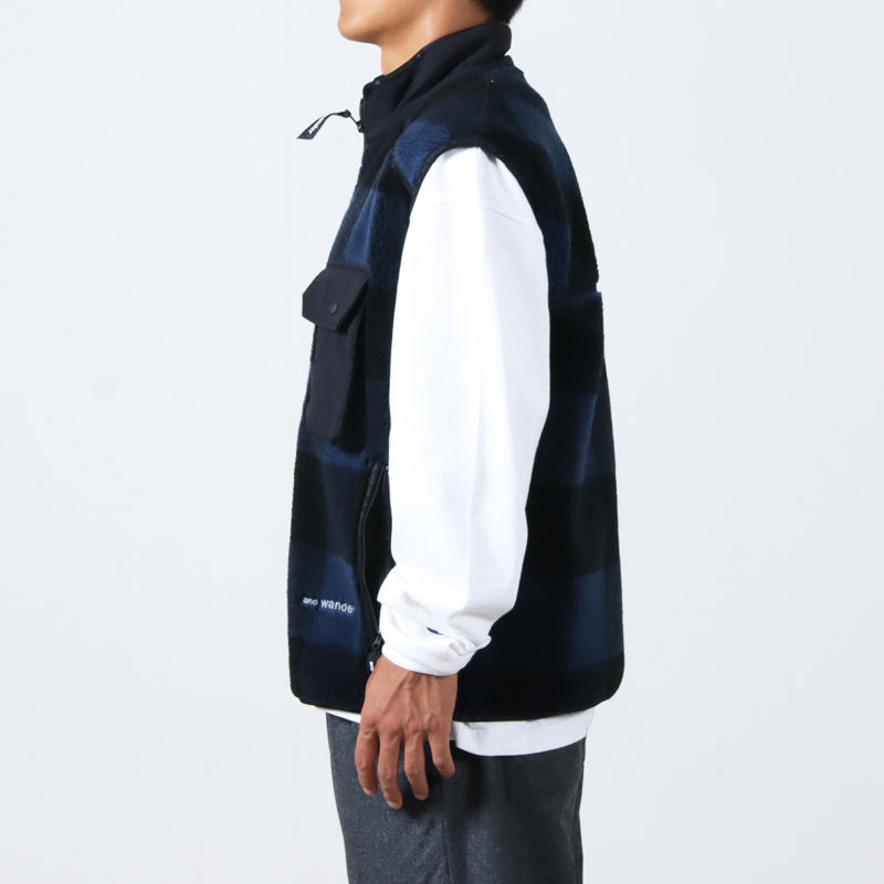 and wander(アンドワンダー) check boa vest 画像6