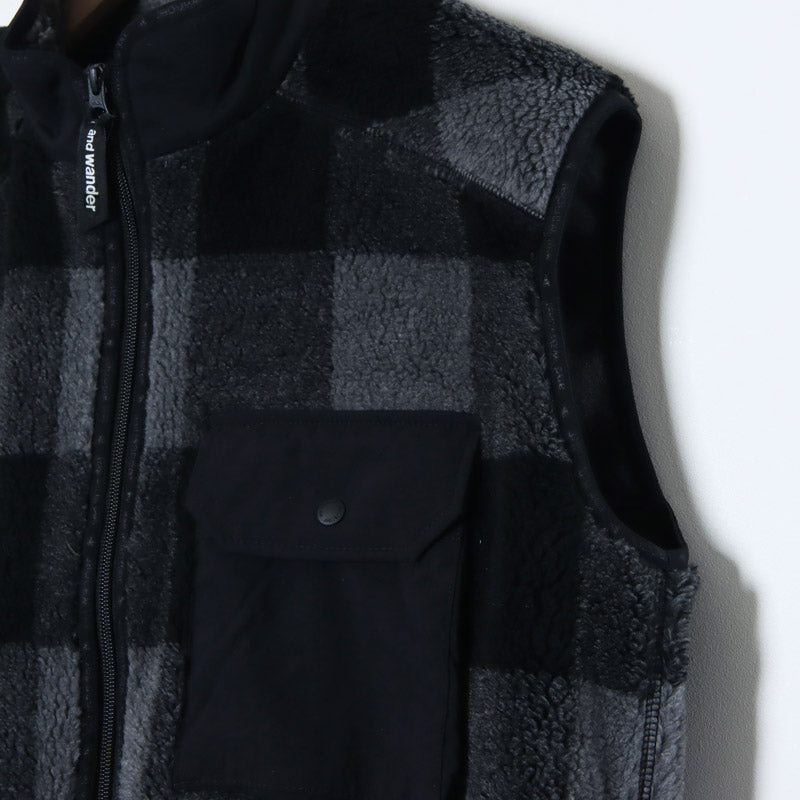 and wander(アンドワンダー) check boa vest 画像9