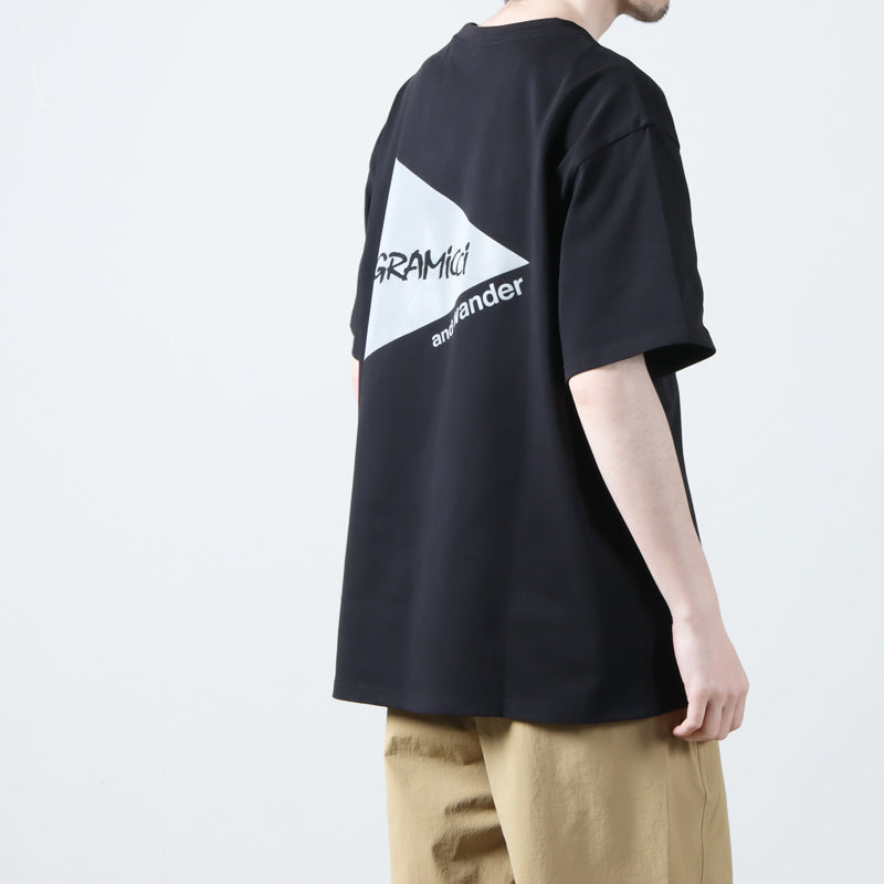 and wander(アンドワンダー) × gramicci BACKPRINT TEE 画像7