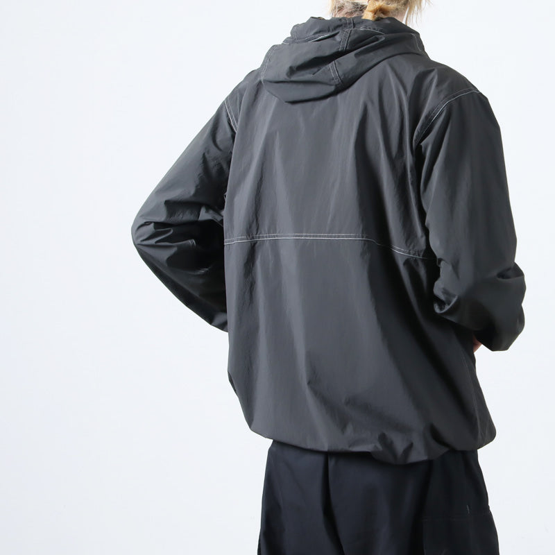 and wander(アンドワンダー) gramicci brushed nylon jacket 画像8