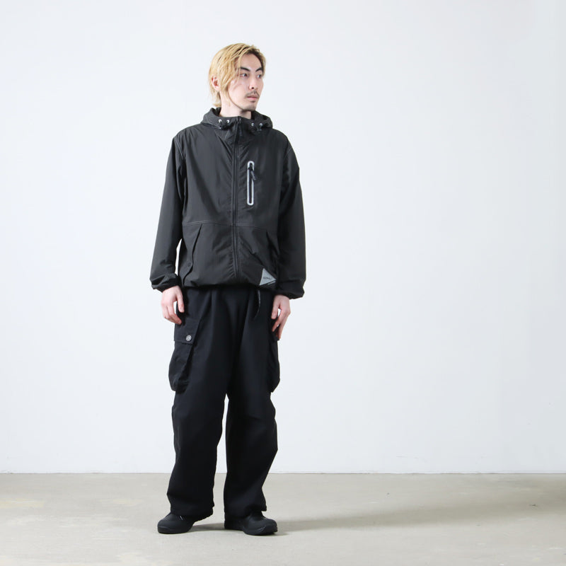 and wander(アンドワンダー) gramicci brushed nylon jacket 画像9