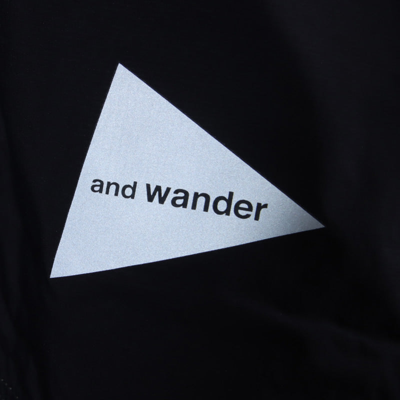and wander(アンドワンダー) PERTEX wind jacket 画像24
