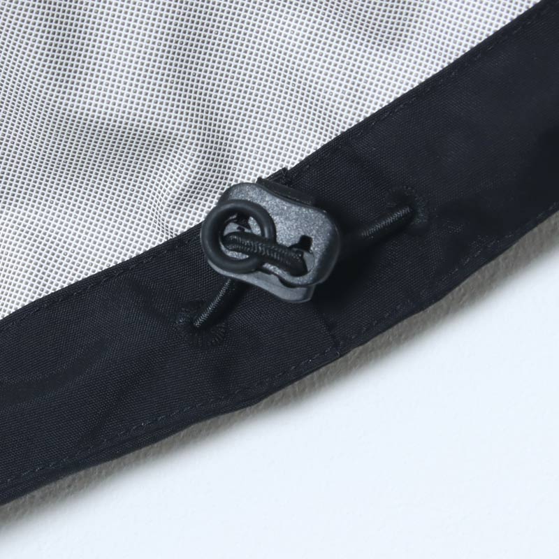 and wander(アンドワンダー) 2.5L hiker rain jacket 画像31
