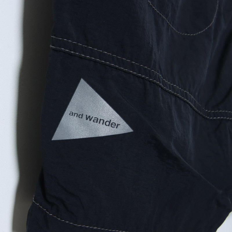 and wander(アンドワンダー) Ny taffeta hiker short pants 画像24