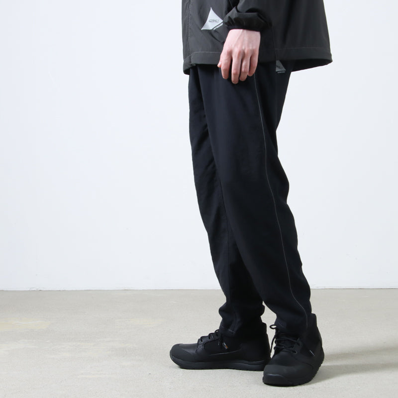 and wander(アンドワンダー) gramicci nylon climbing pant