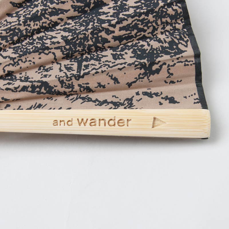 and wander(アンドワンダー) hiking club folding hand fan 画像4