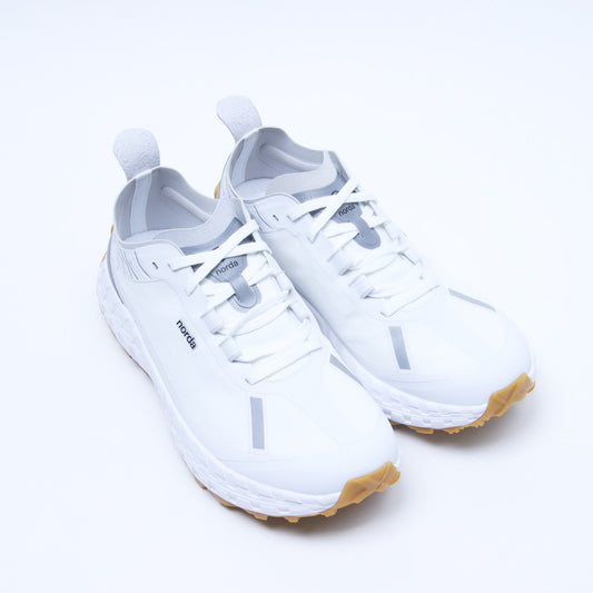 norda(ノルダ) 001A　White Gum